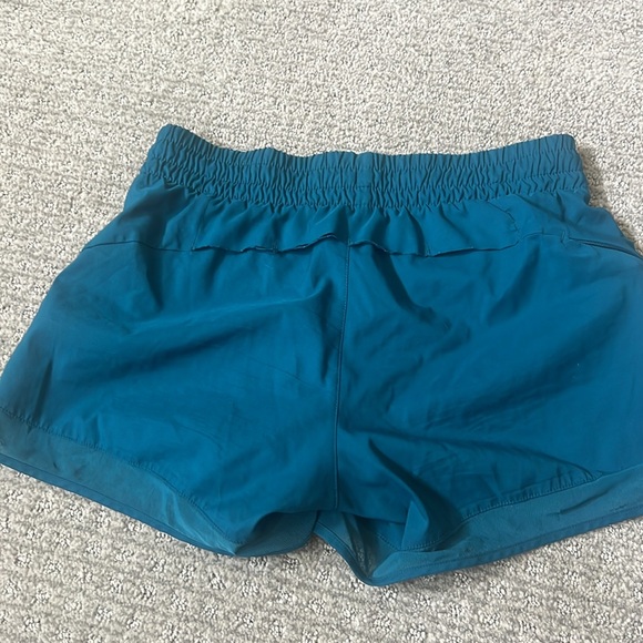 Athleta shorts size xs - Picture 2 of 2